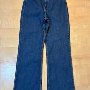 Vintage Wide Leg Dark Wash Denim Jeans